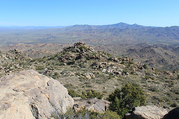 The Weaver Mountains to the NNE from the Date Creek Mountains highpoint