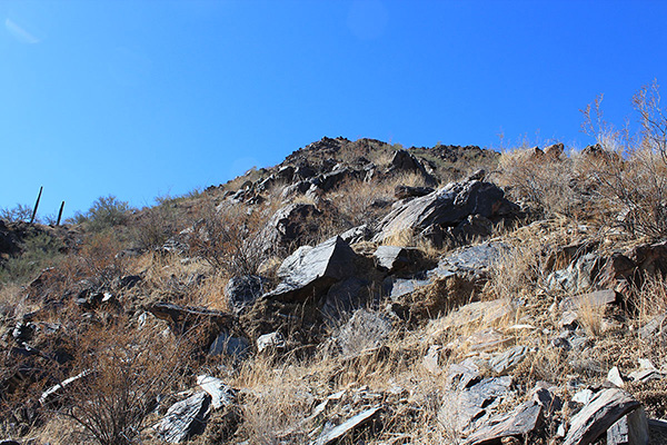 The ramp steepens as it approaches the ridgeline with firm footing and fun rock scrambling higher