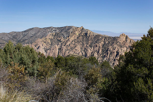 Mount Glenn, the highpoint of the Dragoon Mountains, lies to the north