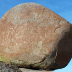 Petroglyphs on Cumero Mountain